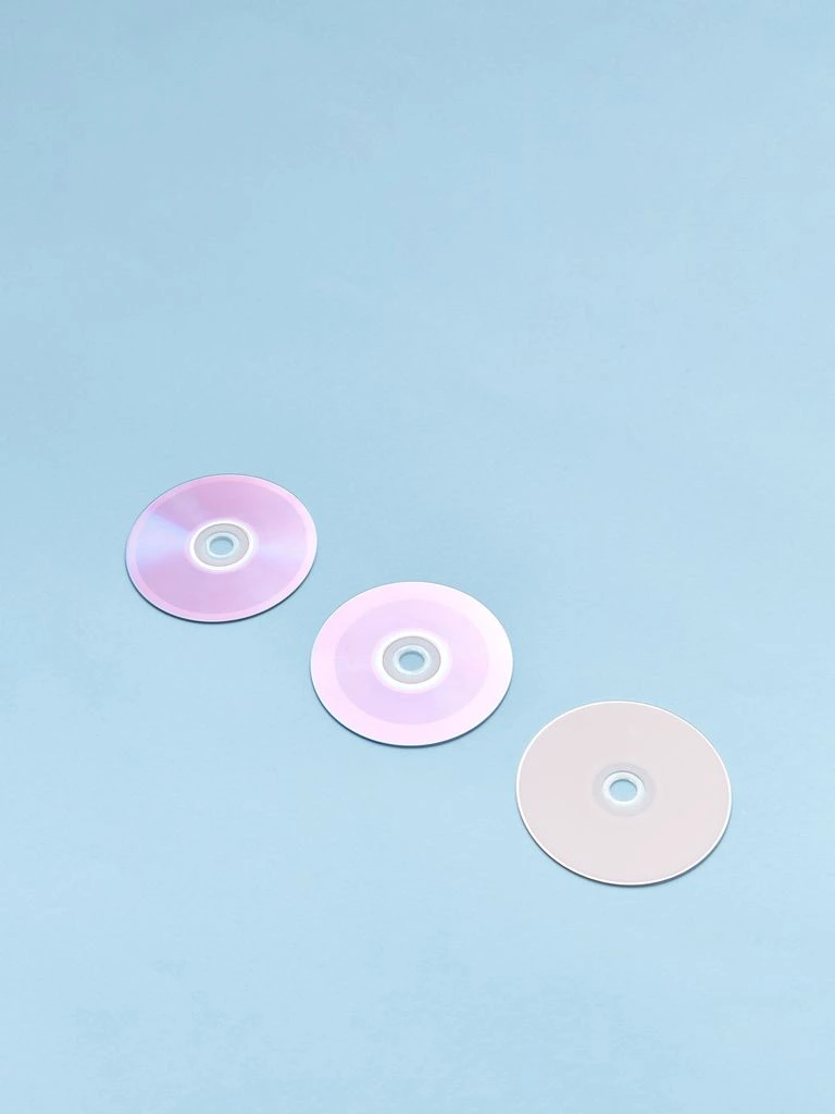 Side view of opened Wii disc drive with spindle motor visible